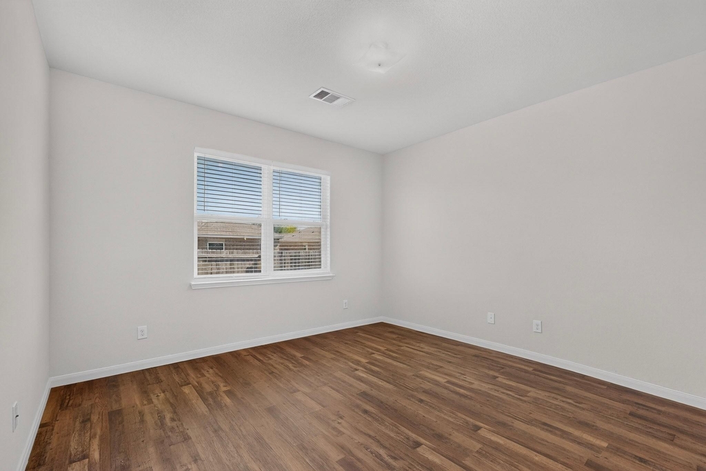 215 Magnolia Drive - Photo 17