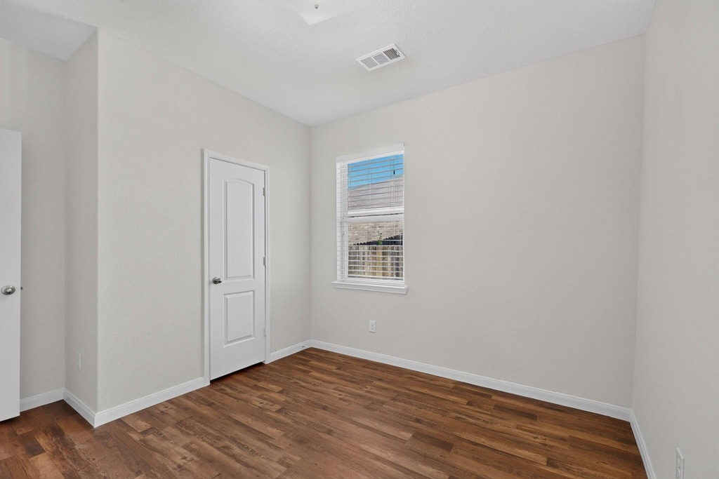 215 Magnolia Drive - Photo 23
