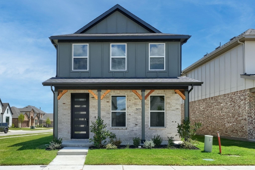 2633 Tanager Street - Photo 0