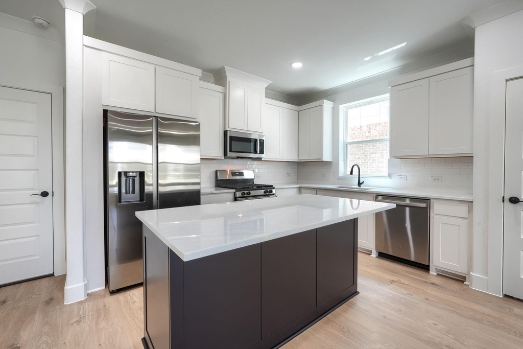 2633 Tanager Street - Photo 8