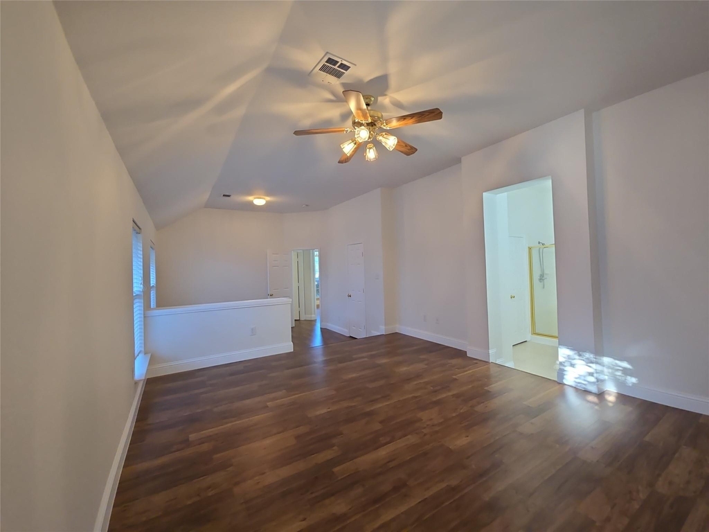 2424 Brycewood Lane - Photo 21