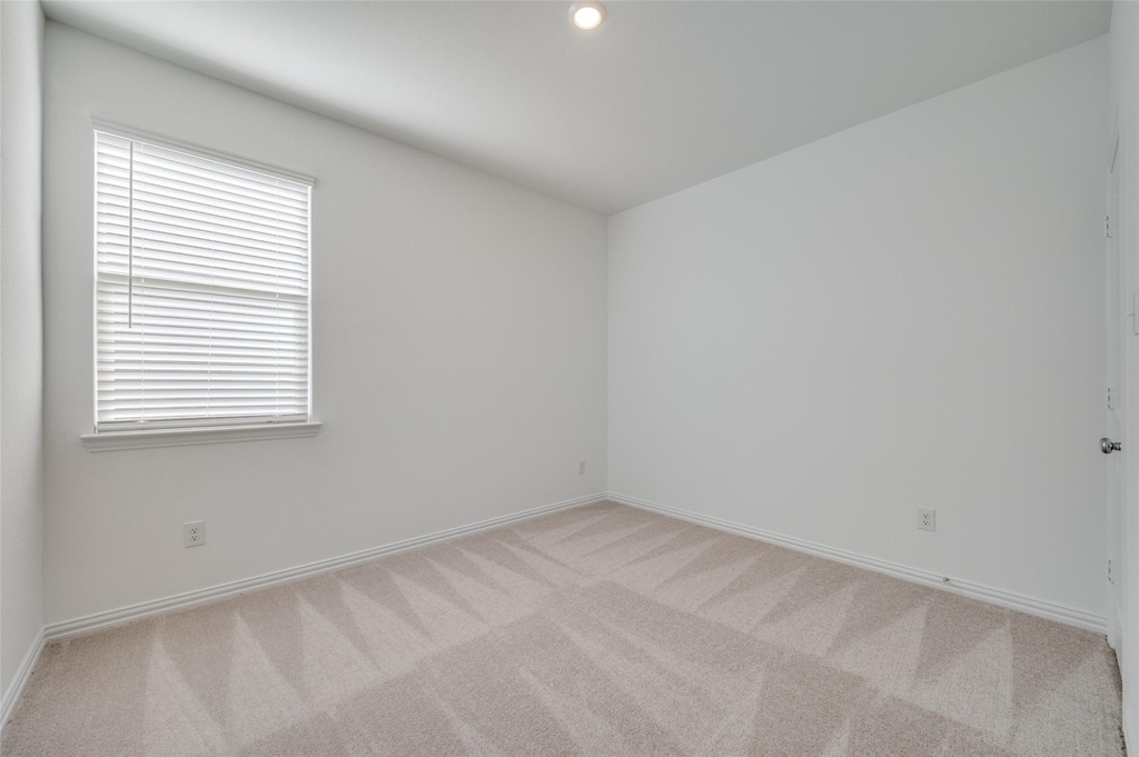 4016 Kaufman Court - Photo 14