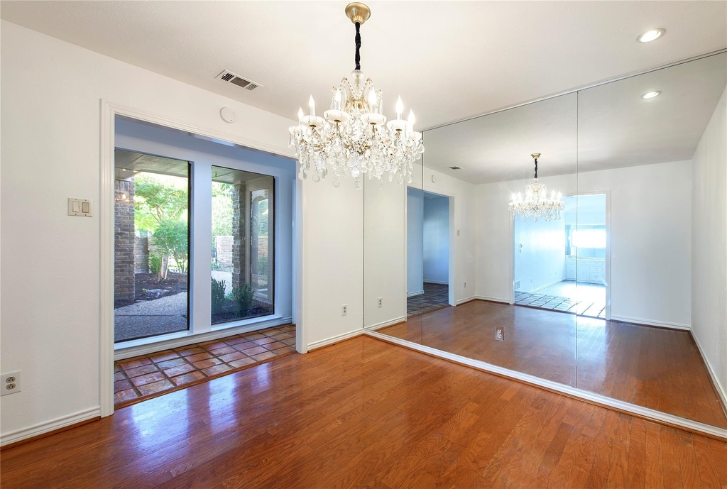 6025 Daven Oaks Drive - Photo 5