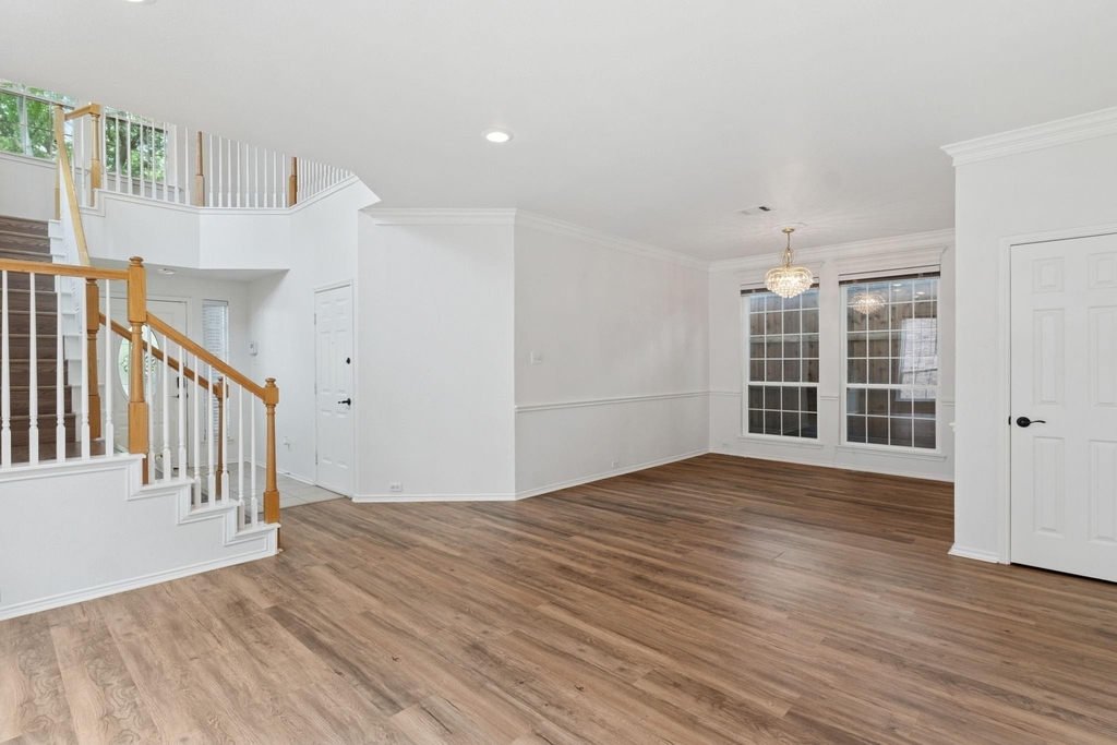 4816 Rockcreek Lane - Photo 6