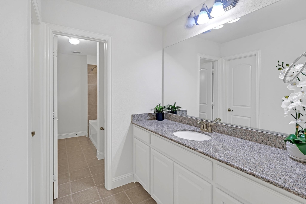 8730 Isaac Street - Photo 33