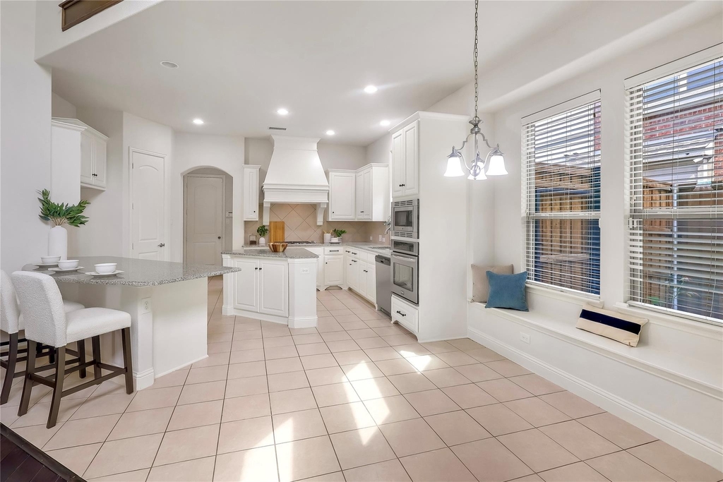 8730 Isaac Street - Photo 3