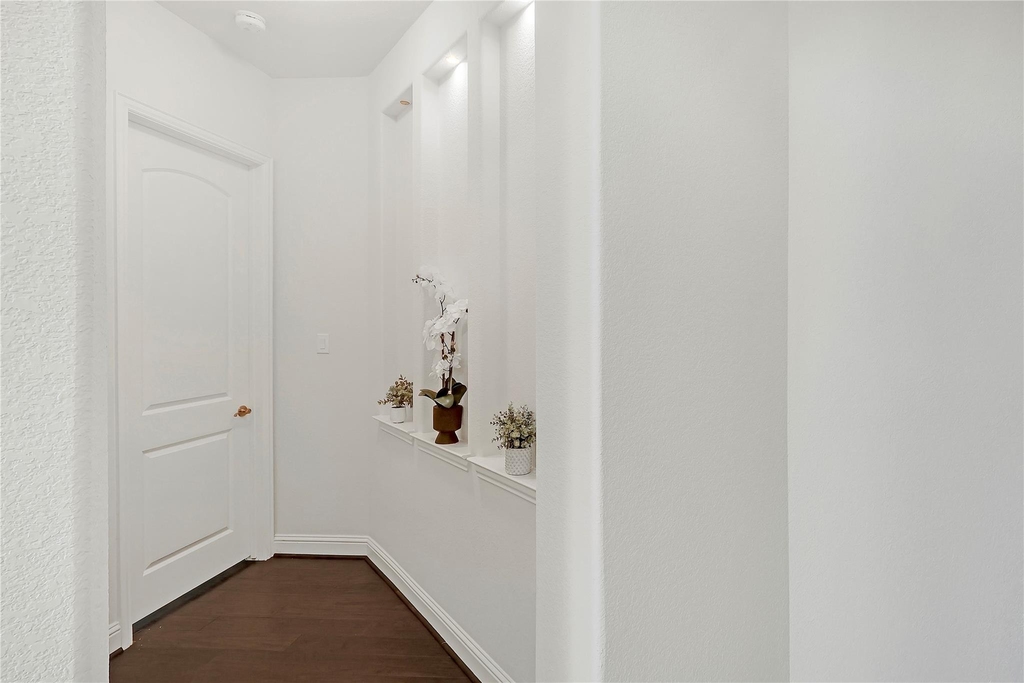 8730 Isaac Street - Photo 28