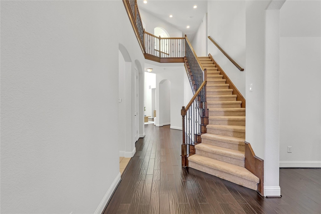 8730 Isaac Street - Photo 8