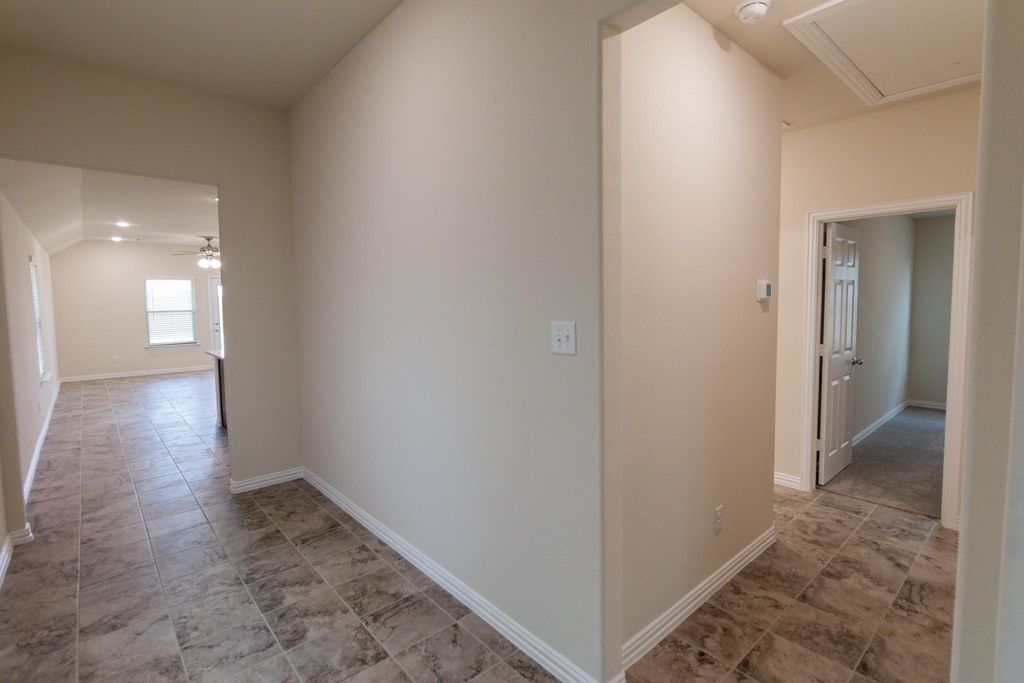 572 Ruthye Lane - Photo 6