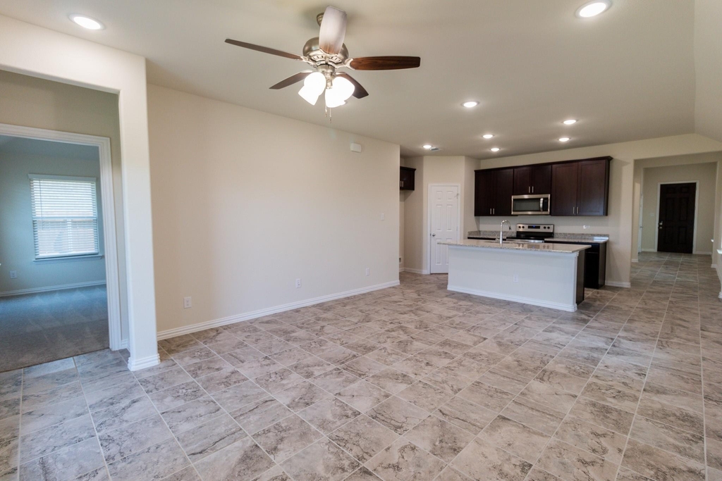 572 Ruthye Lane - Photo 18