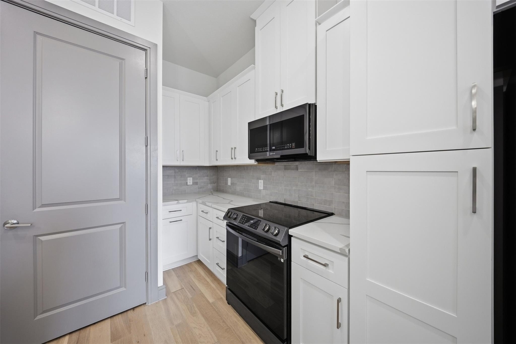 2700 Old Denton Road - Photo 10