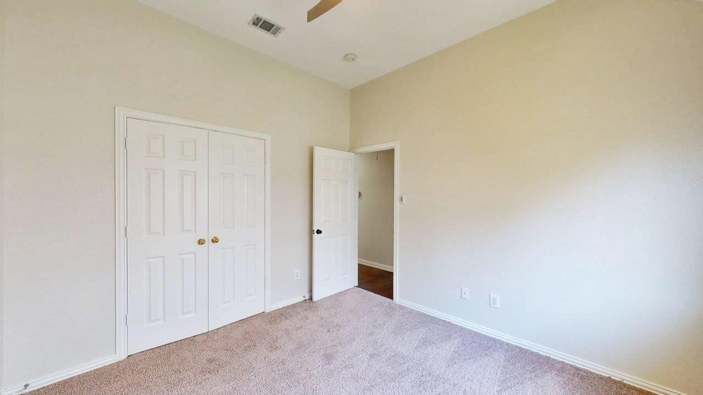 1404 Rosewood Trail - Photo 28