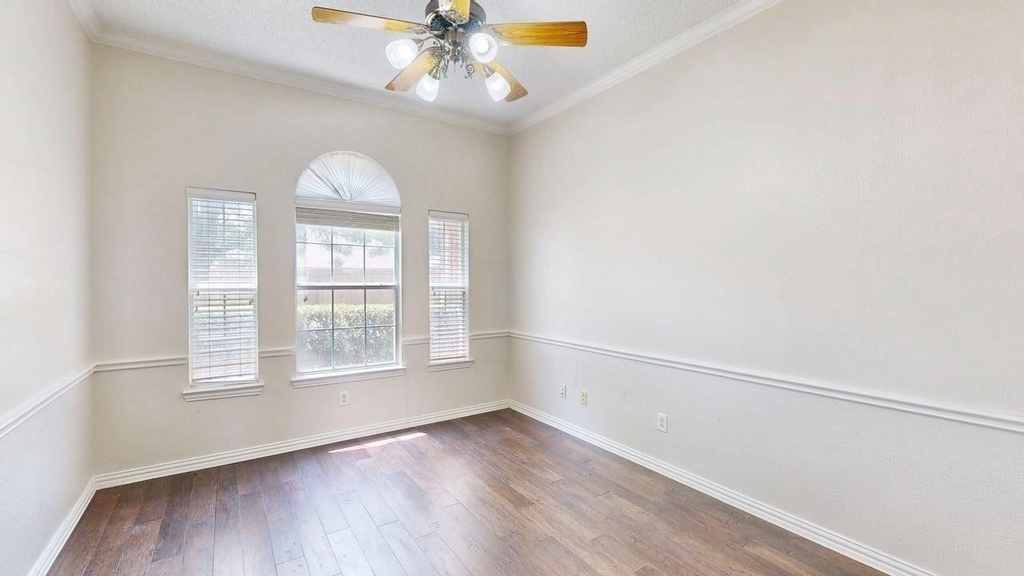1404 Rosewood Trail - Photo 22