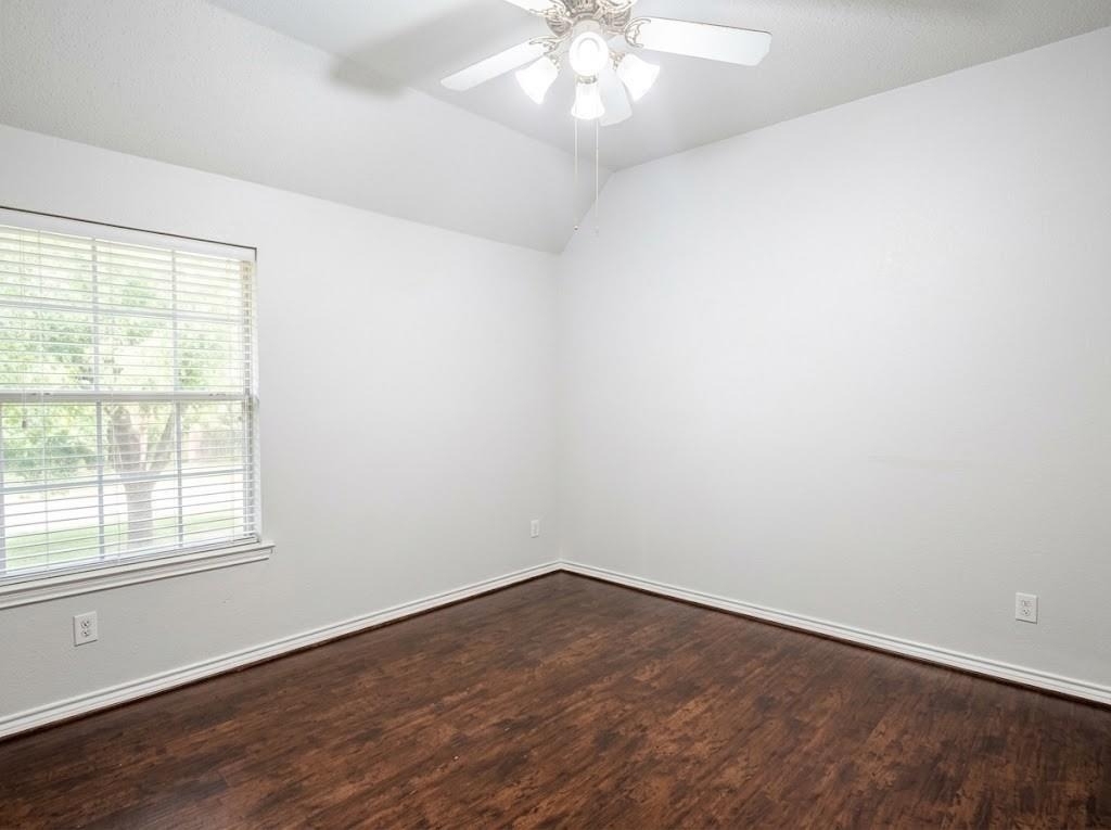 2609 Townshed Drive - Photo 9
