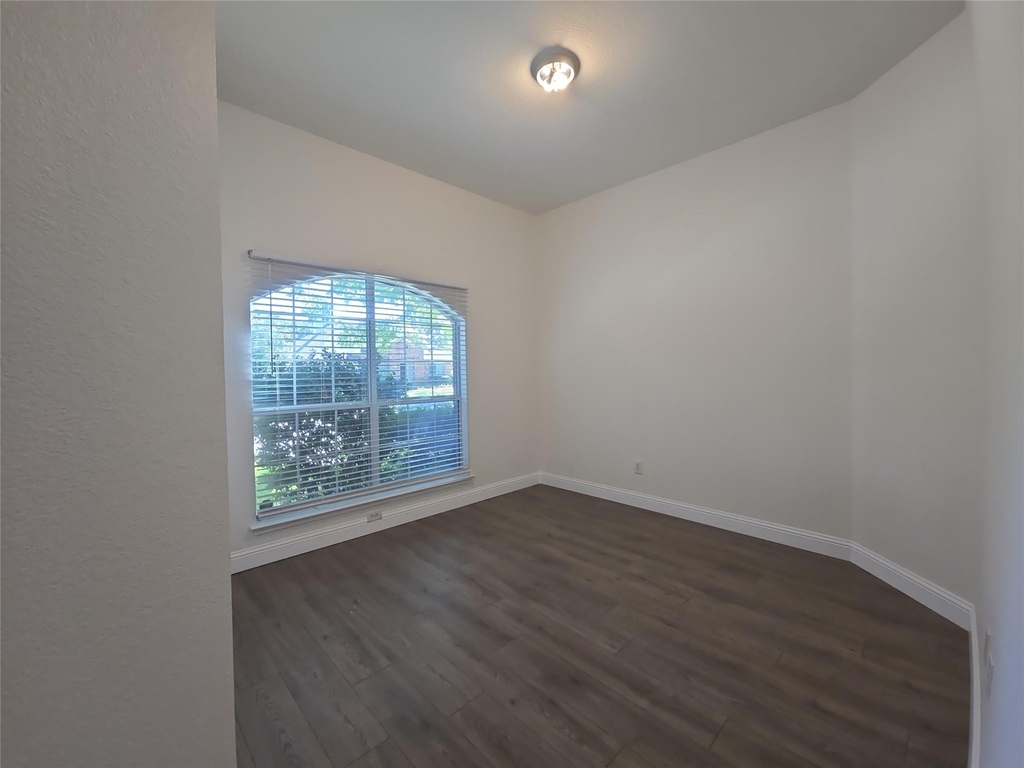 1545 Crystal Pass - Photo 15