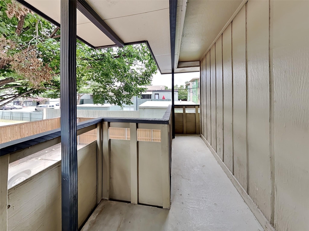 2907 Shelby Avenue - Photo 6