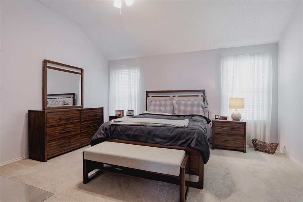2918 Periwinkle Court - Photo 10