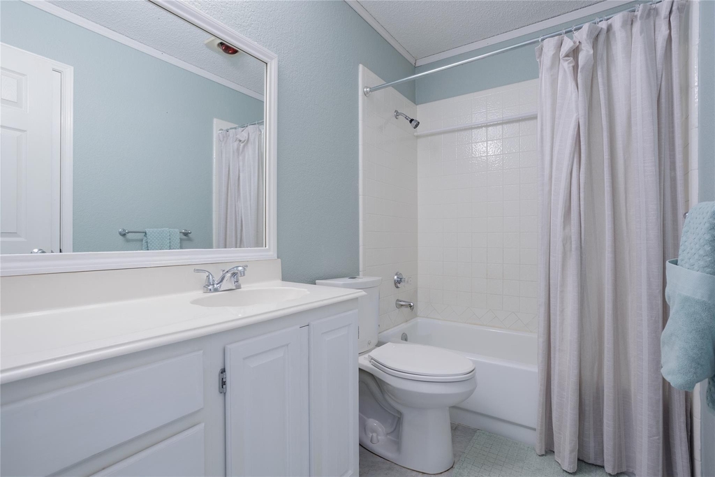 2918 Periwinkle Court - Photo 5