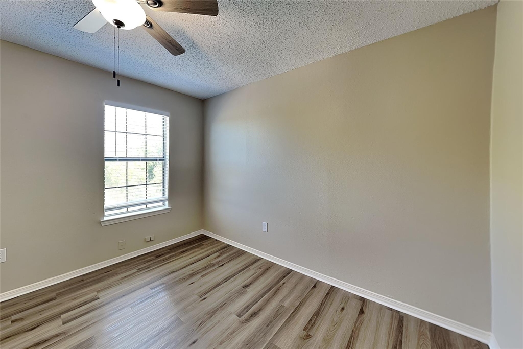 6700 Alissa Drive - Photo 12