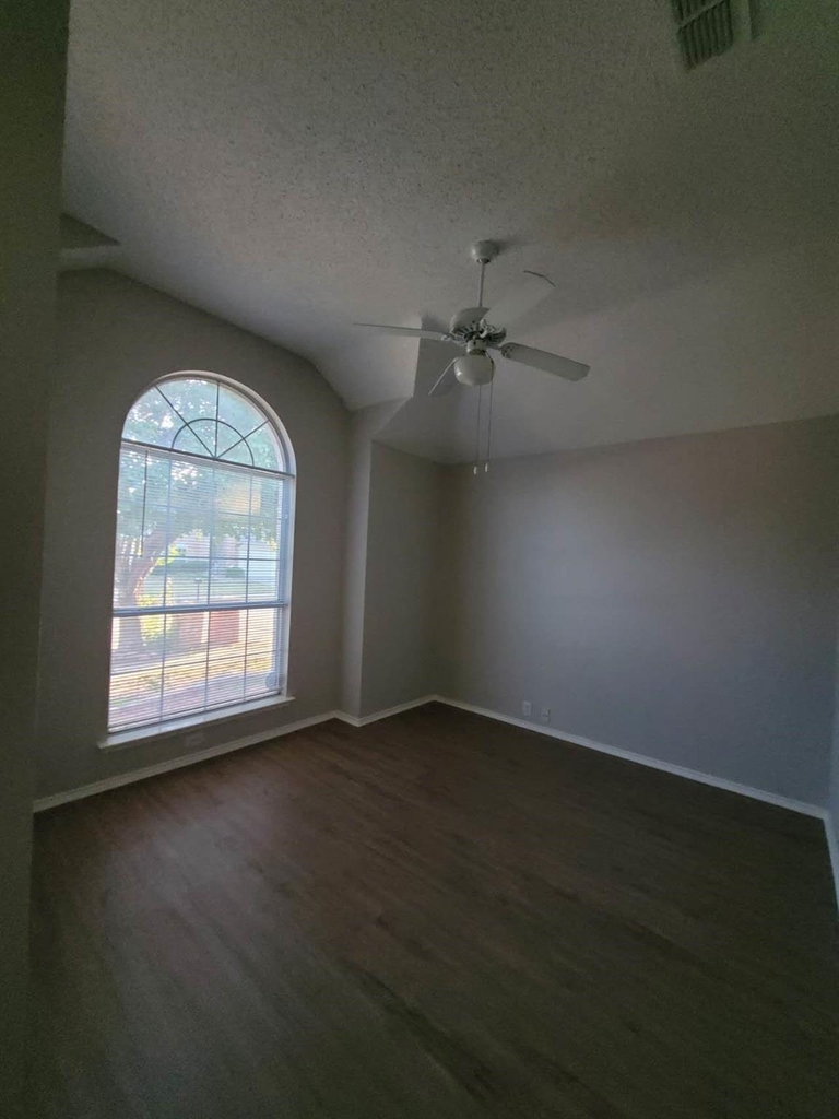 4609 Parkview Lane - Photo 13