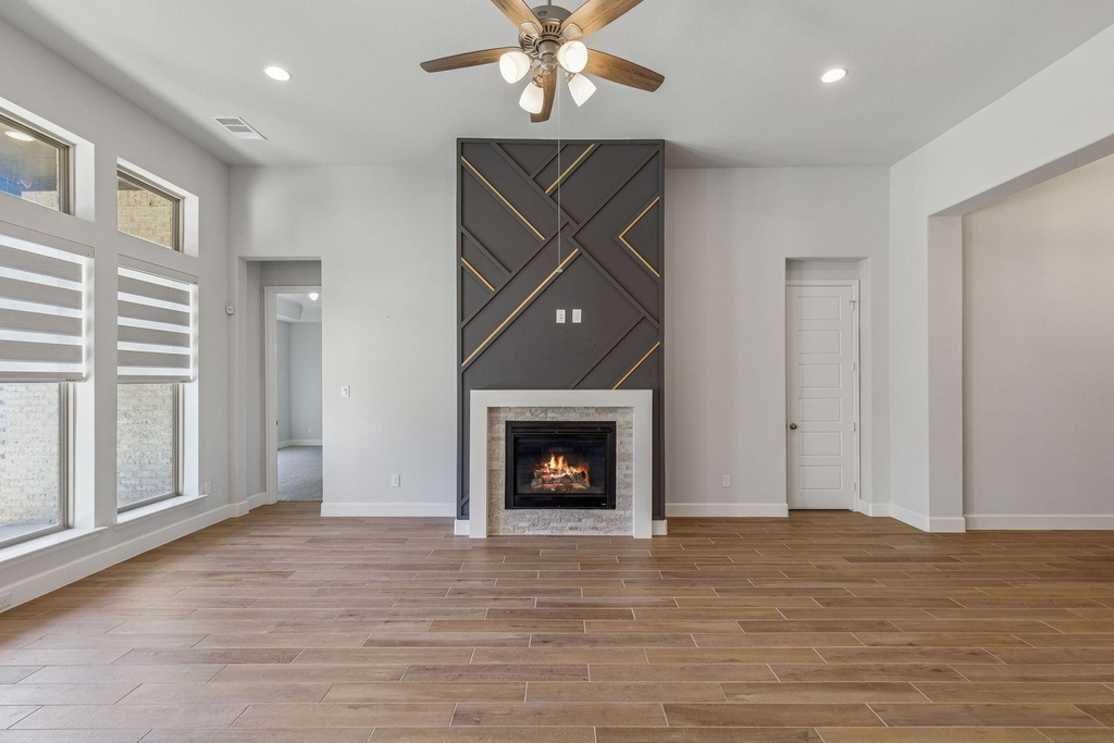 3300 Honey Suckle Lane - Photo 12