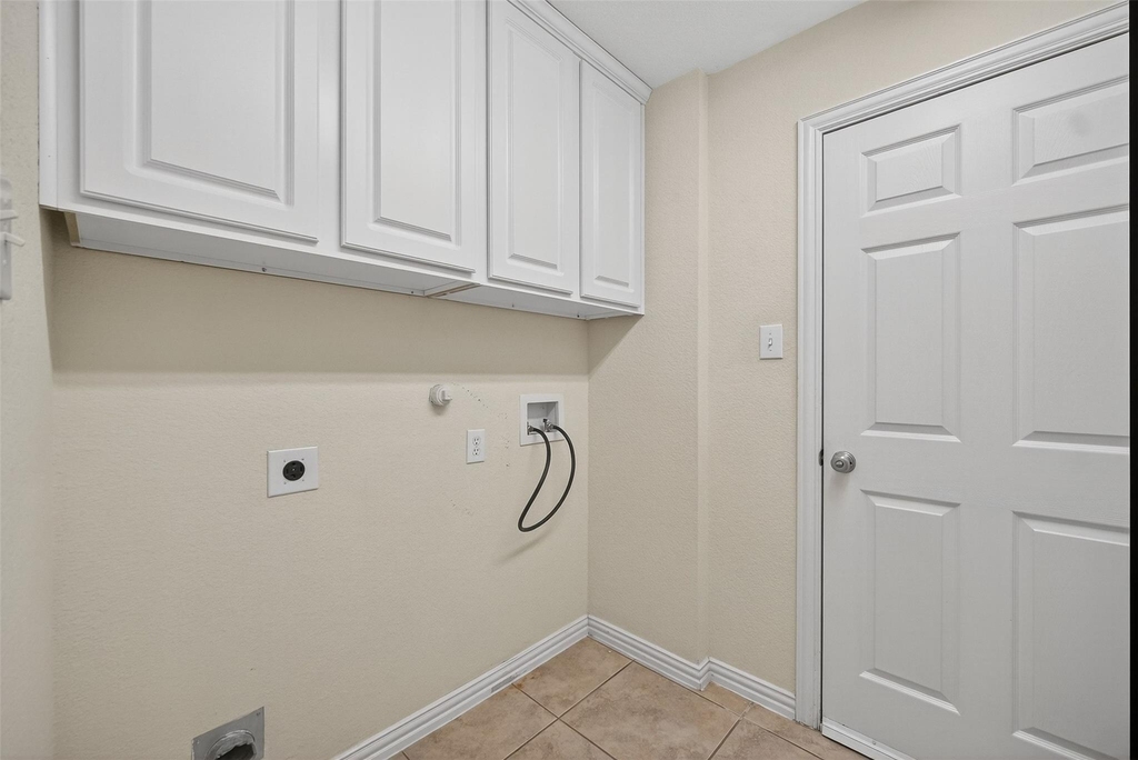 2408 Barranca Way - Photo 27
