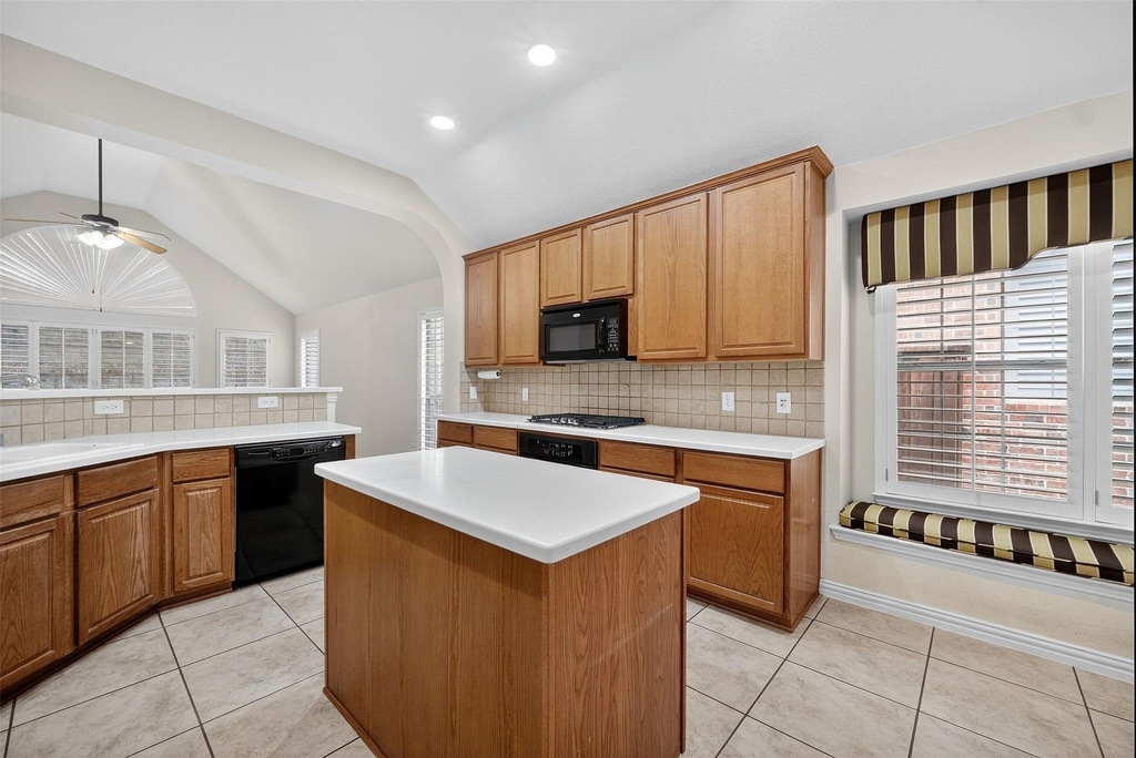 2408 Barranca Way - Photo 12