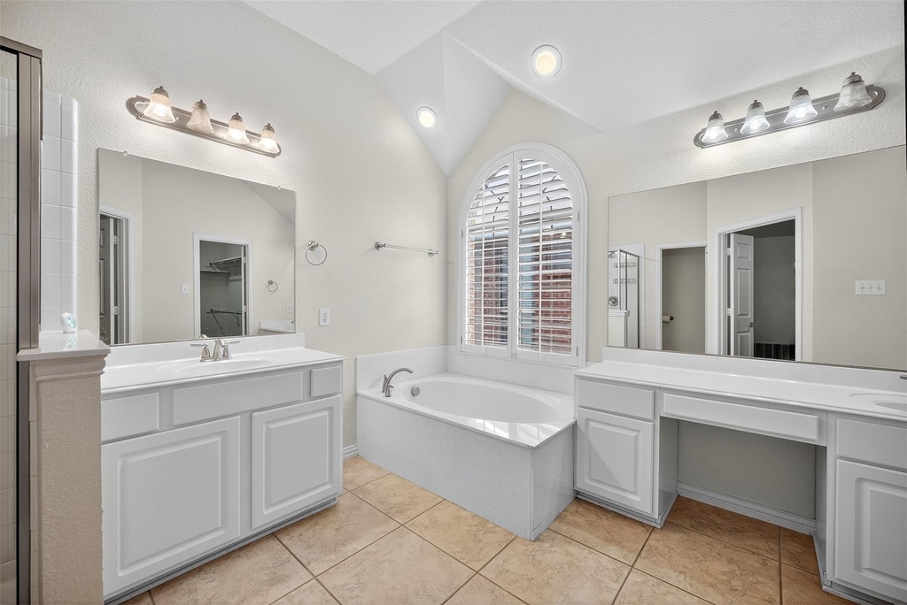 2408 Barranca Way - Photo 22