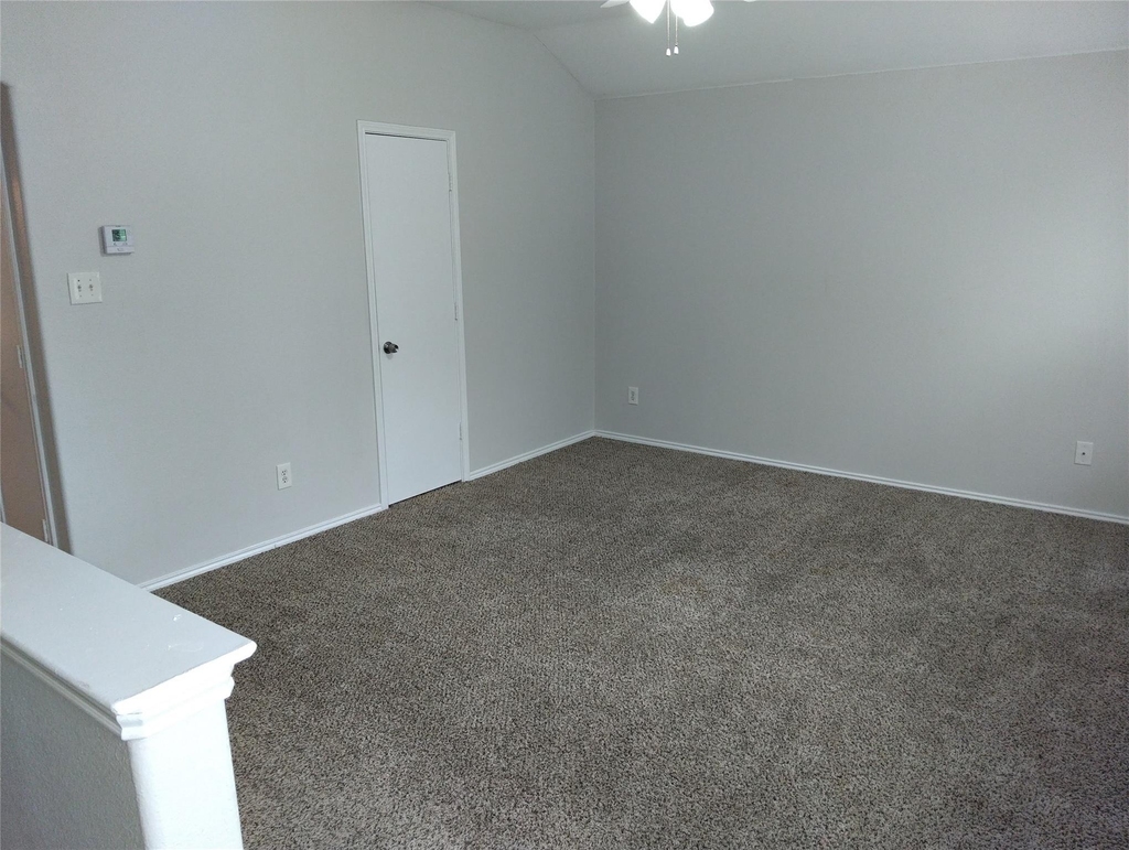 1133 Mockingbird Drive - Photo 16