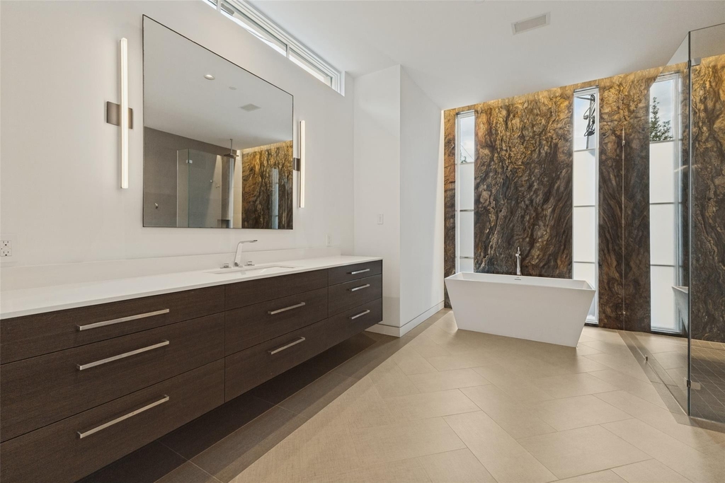 4352 Fairfax Avenue - Photo 24
