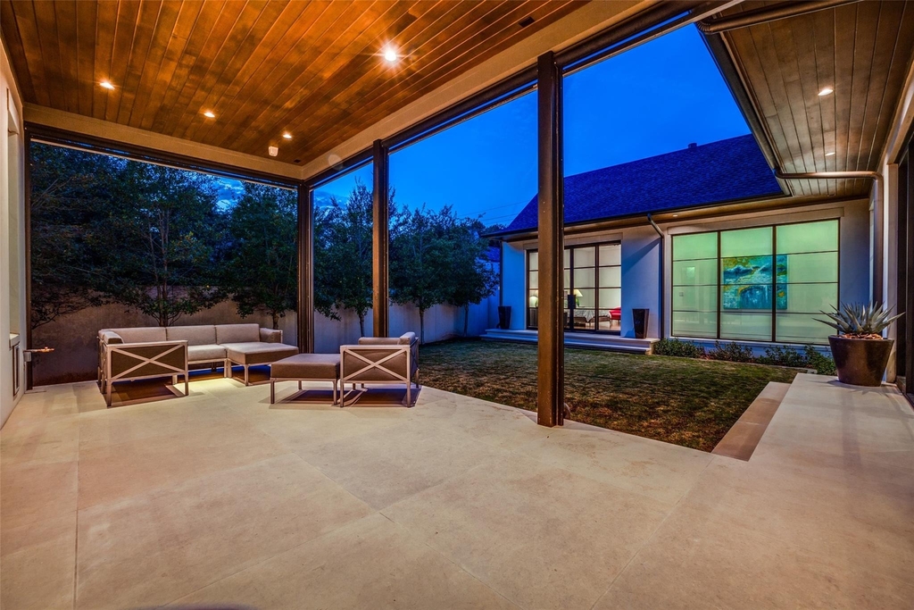 4352 Fairfax Avenue - Photo 38