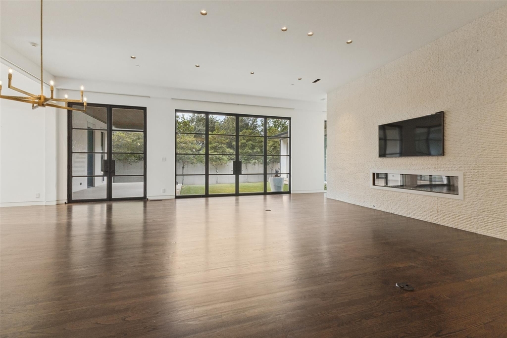 4352 Fairfax Avenue - Photo 15