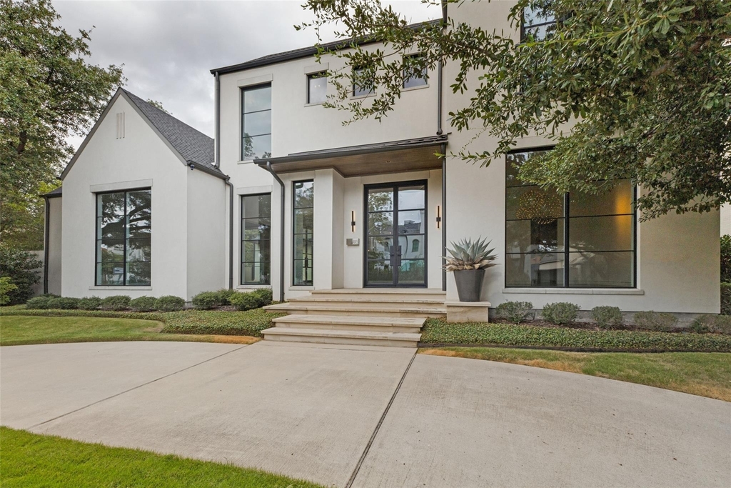 4352 Fairfax Avenue - Photo 4