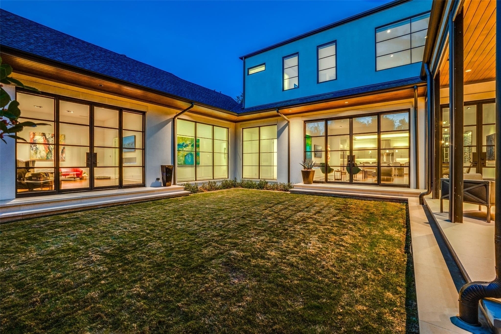 4352 Fairfax Avenue - Photo 39