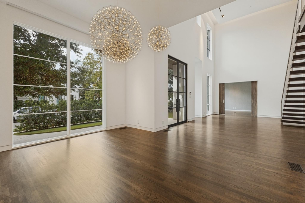4352 Fairfax Avenue - Photo 11