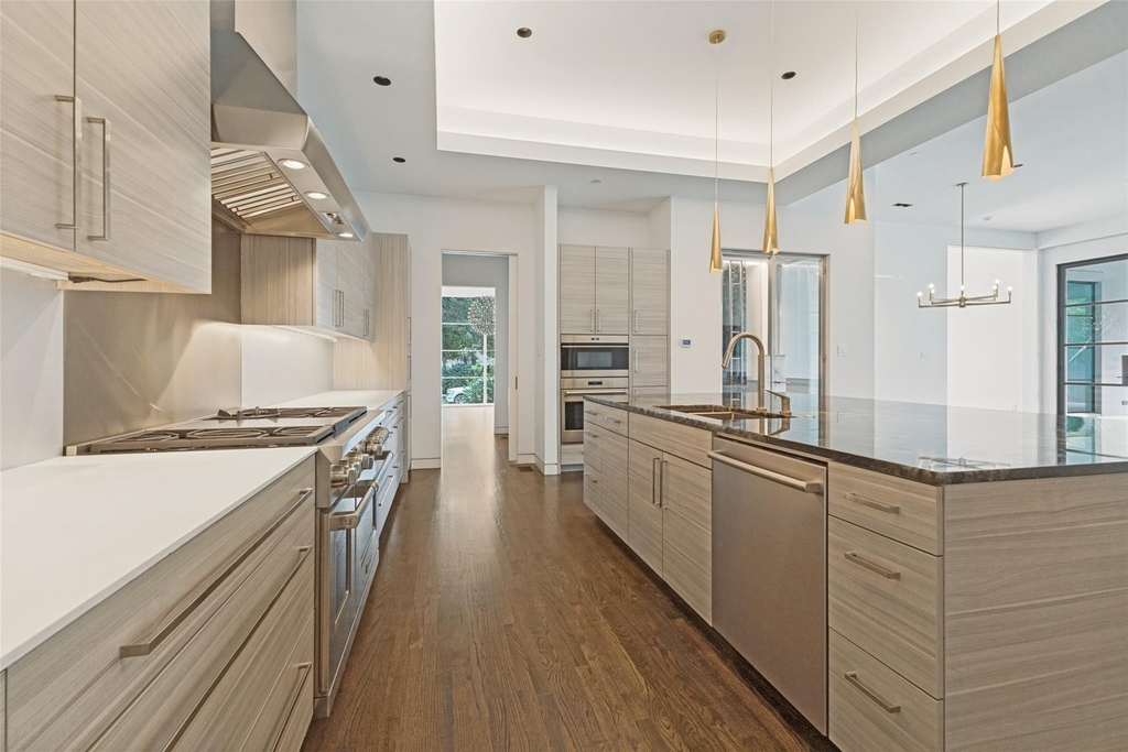 4352 Fairfax Avenue - Photo 20