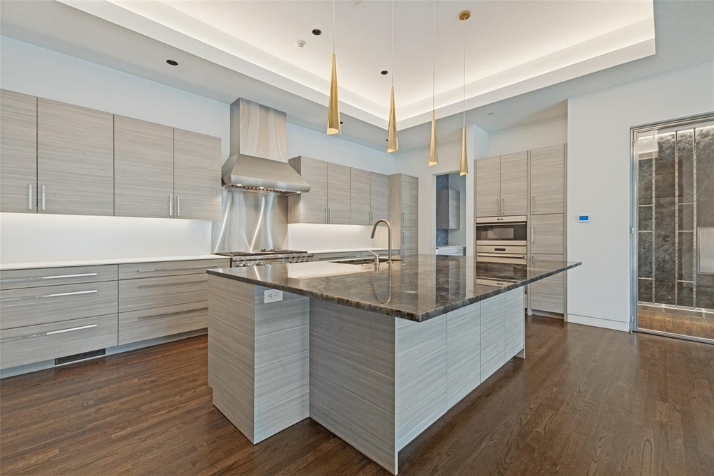 4352 Fairfax Avenue - Photo 21