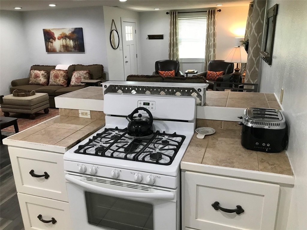 2521 Littlepage Street - Photo 8