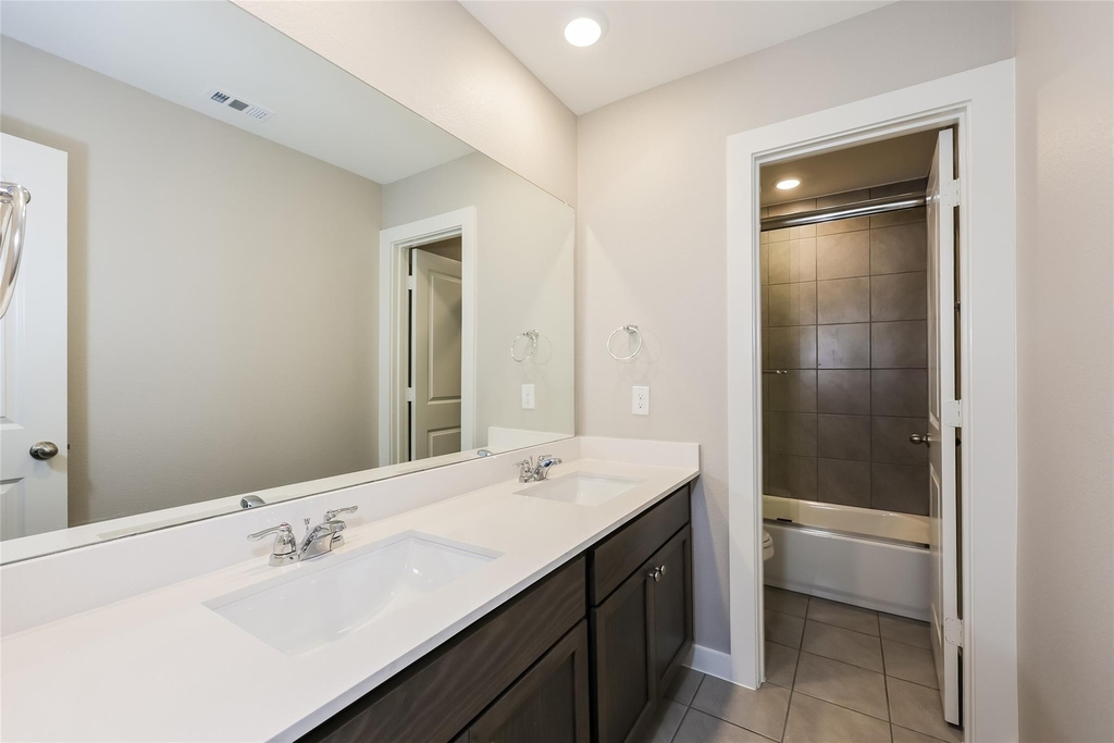 704 Painted Loon Drive - Photo 10