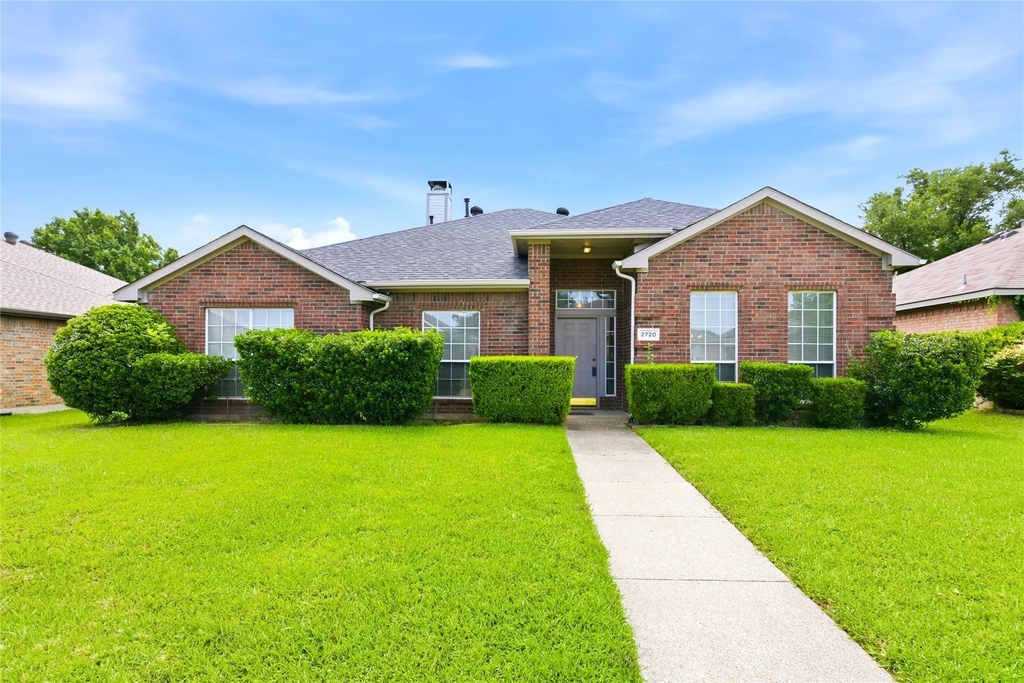 2720 Preston Creek - Photo 0