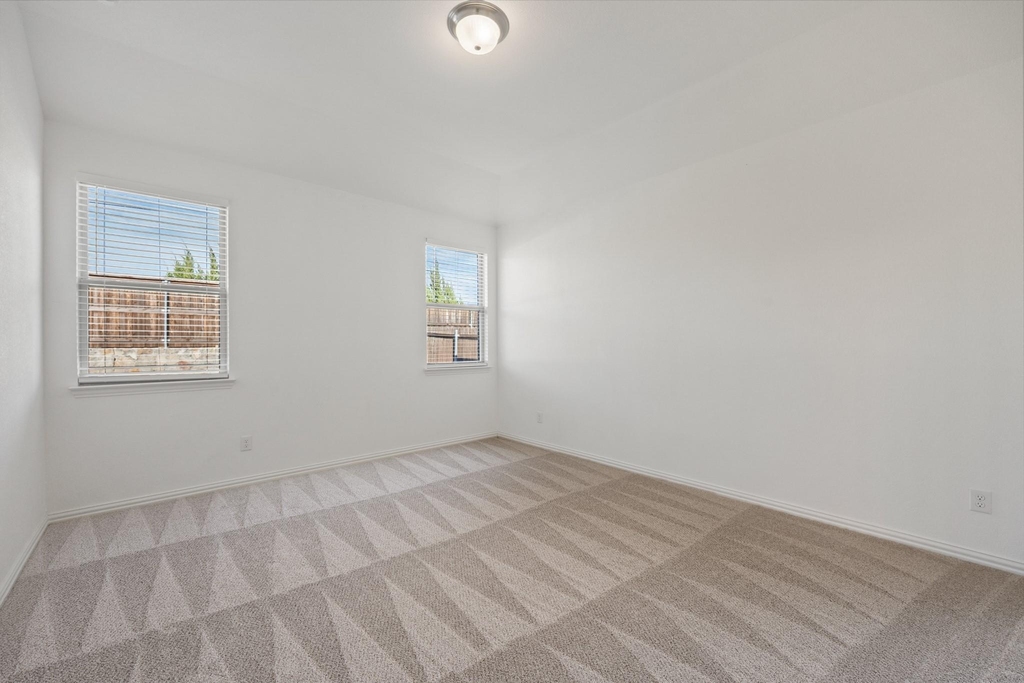 1836 Lockhart Drive - Photo 15