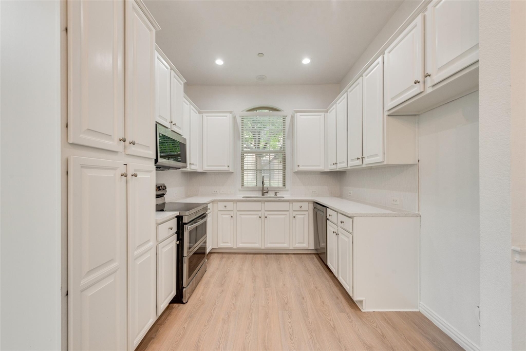 1613 Black Duck Terrace - Photo 8