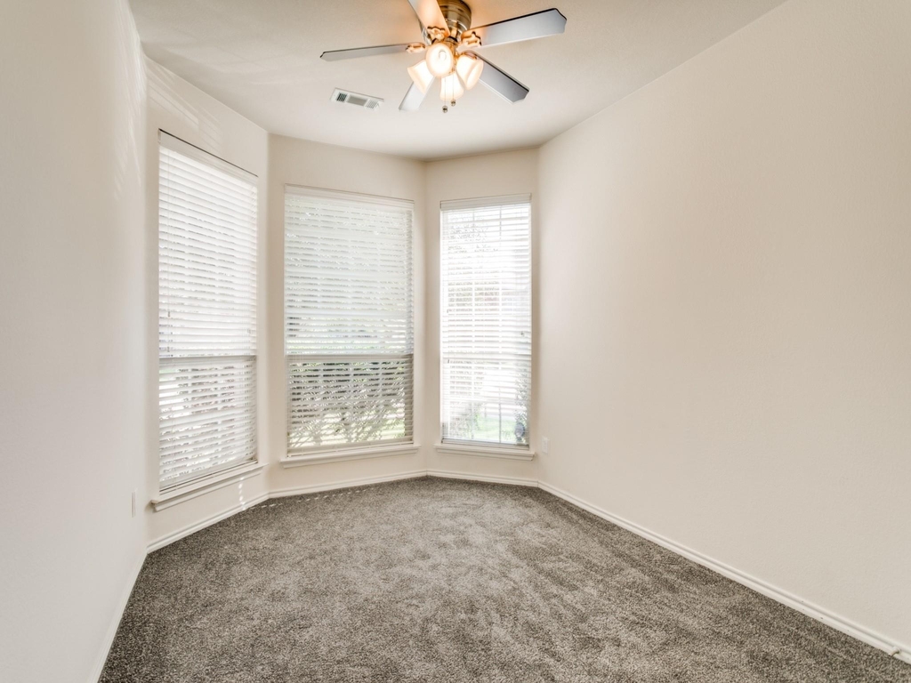 6357 Redeagle Creek Drive - Photo 8