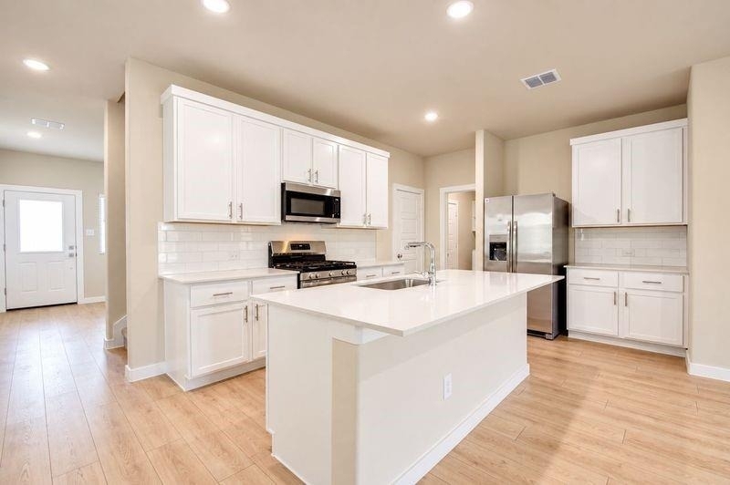 808 Knox River Drive - Photo 3