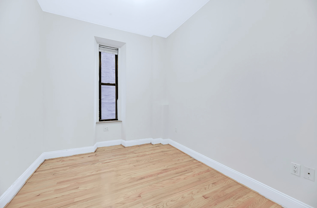 Madison Avenue - Photo 4