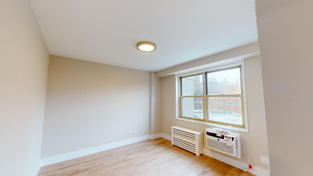 310 Greenwich Street - Photo 4