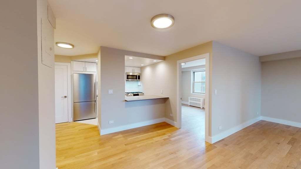 310 Greenwich Street - Photo 2