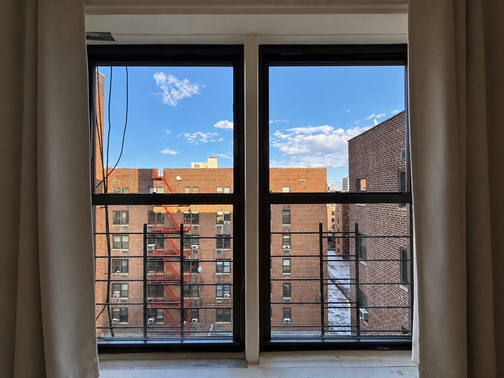 252 Clarkson Avenue - Photo 3