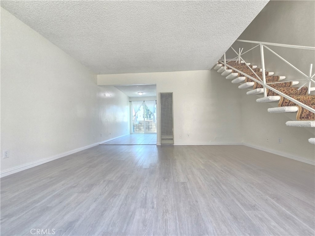 200 Elgin Street - Photo 2