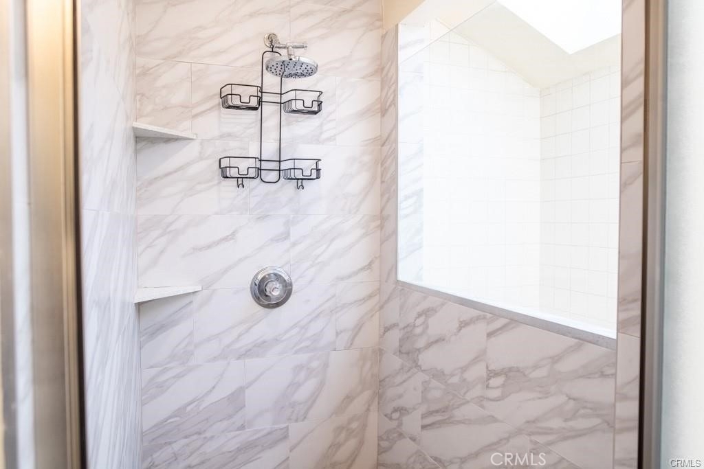 3608 Hemlock - Photo 13